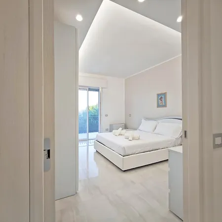 Finella Apartment Bari